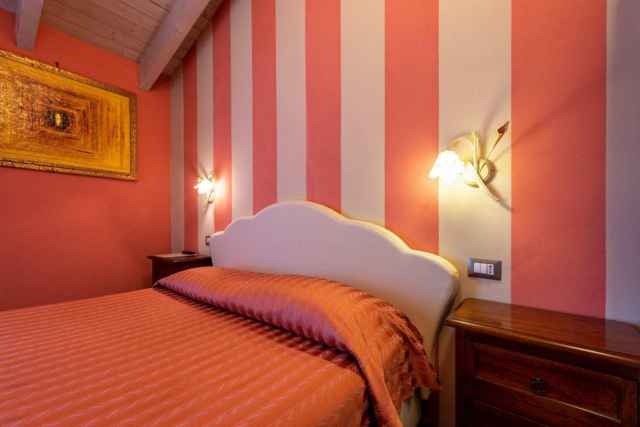 Villa Mery Casale Monferrato Eksteriør bilde